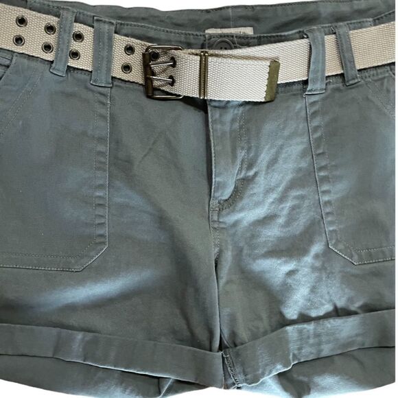 Urban Life Khaki Green Shorts - Size 13/14 - Picture 3 of 4